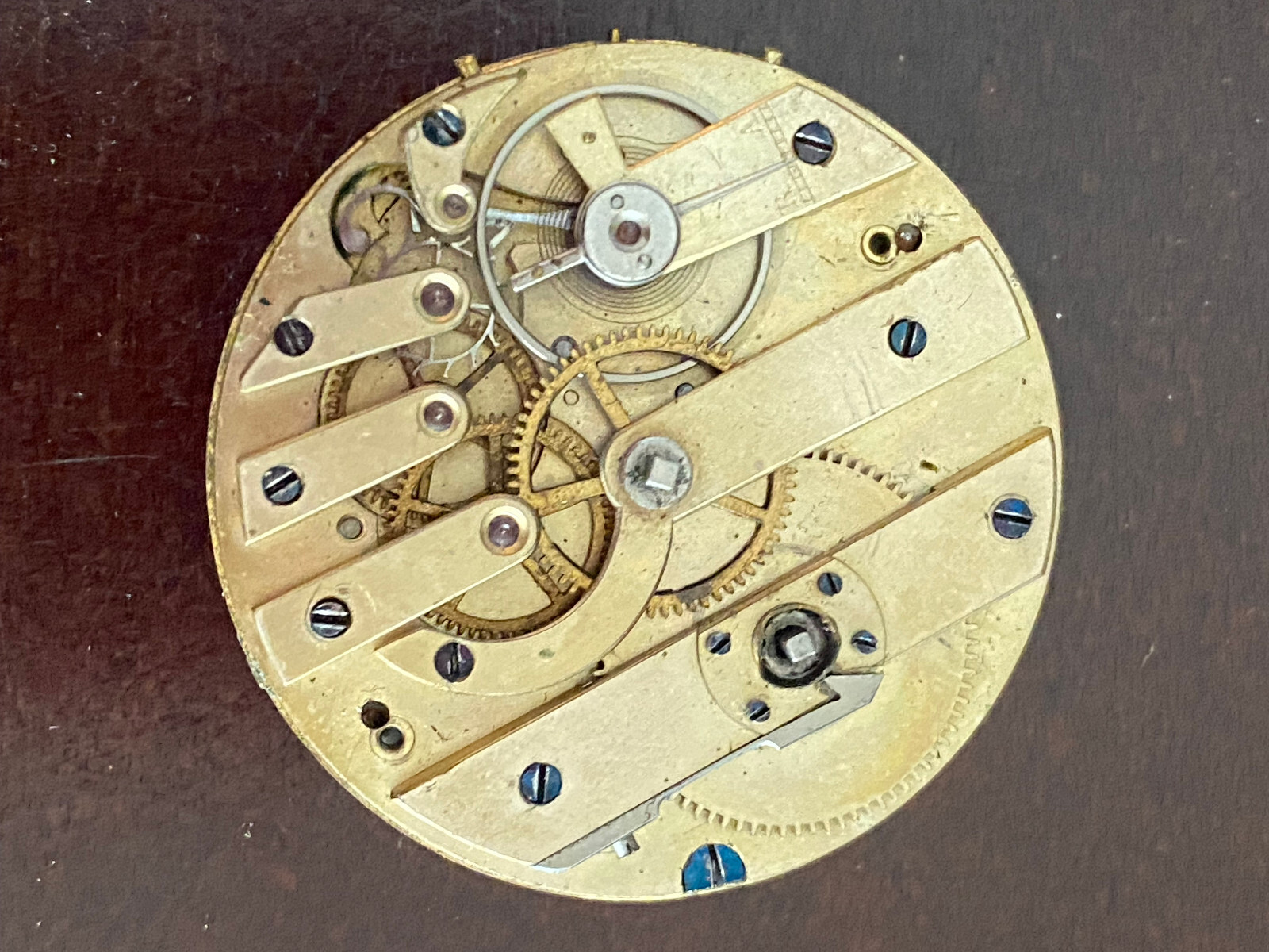 VINTAGE 41.2MM SWISS POCKET WATCH MOVEMENT, KEY WIND/KEY SET, NO KEY, RUNNING
