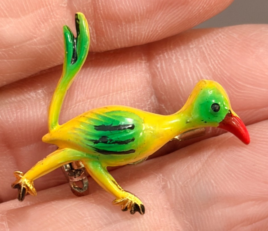 vintage Republic of Korea (ROK) enamel roadrunner bird brooch