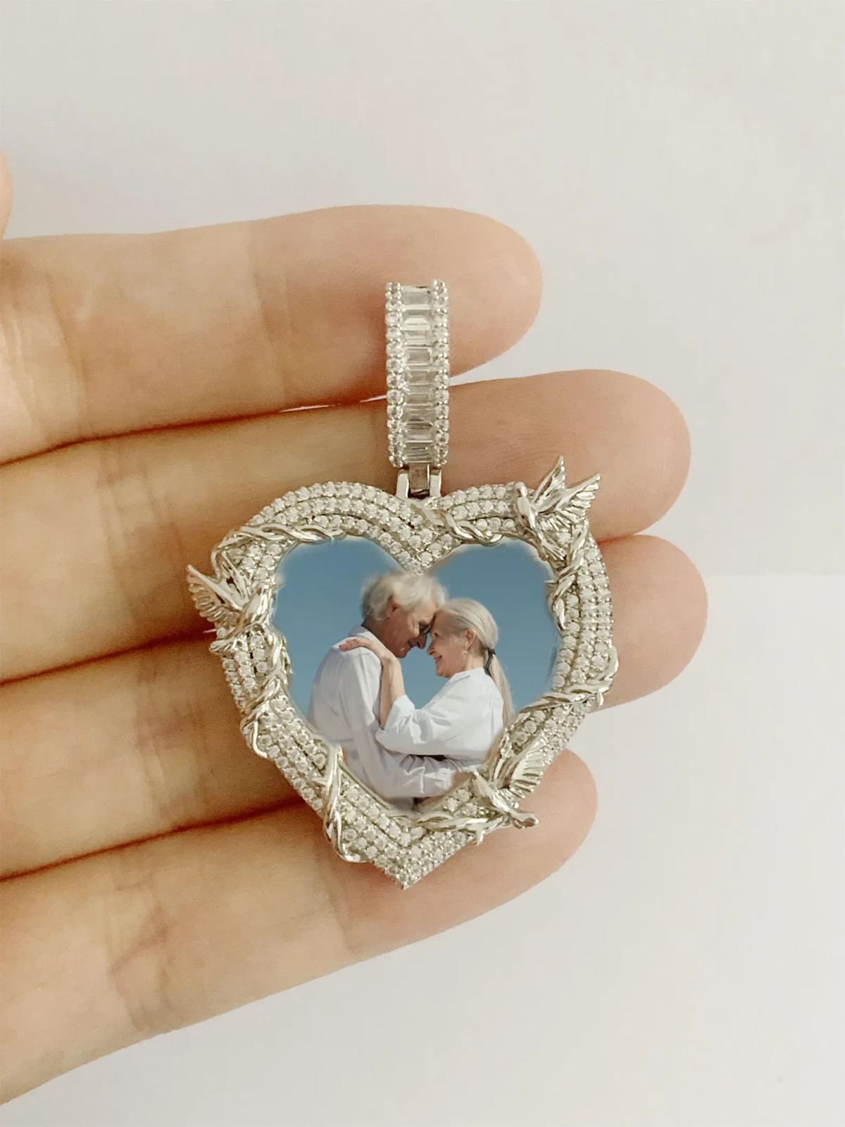 1.90 Ct Lab Created Moissanite Heart Shape Memory Pendant 14K White Gold Plated