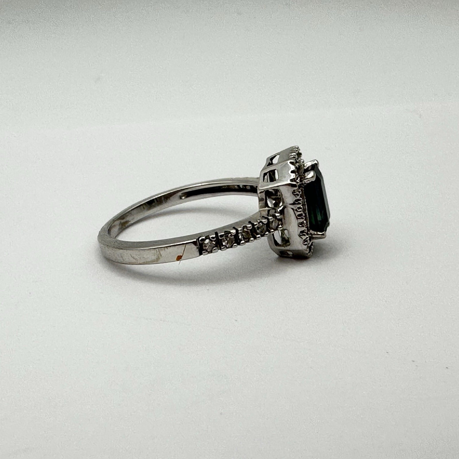 Masterpiece Diamonds P * M 14k White Gold Alexandrite Diamond Halo Ring Size 5.5