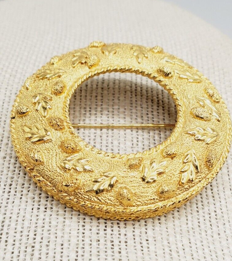 2.25″ Matt Finish Gold Tone Circle Brooch Pin with Leaf Design