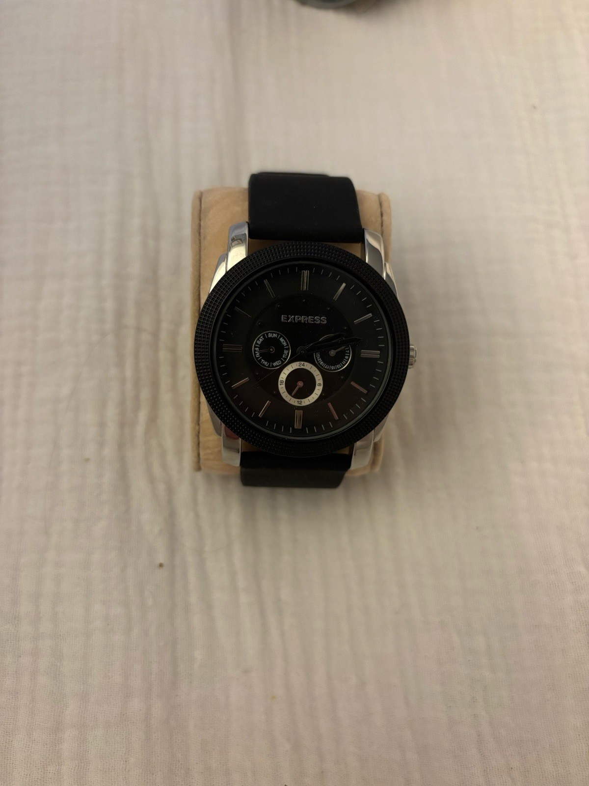 3x Men’s Starter Watch Lot – Fossil & Express-2 UNWORN w/ Plastic -NEW BATTERIES