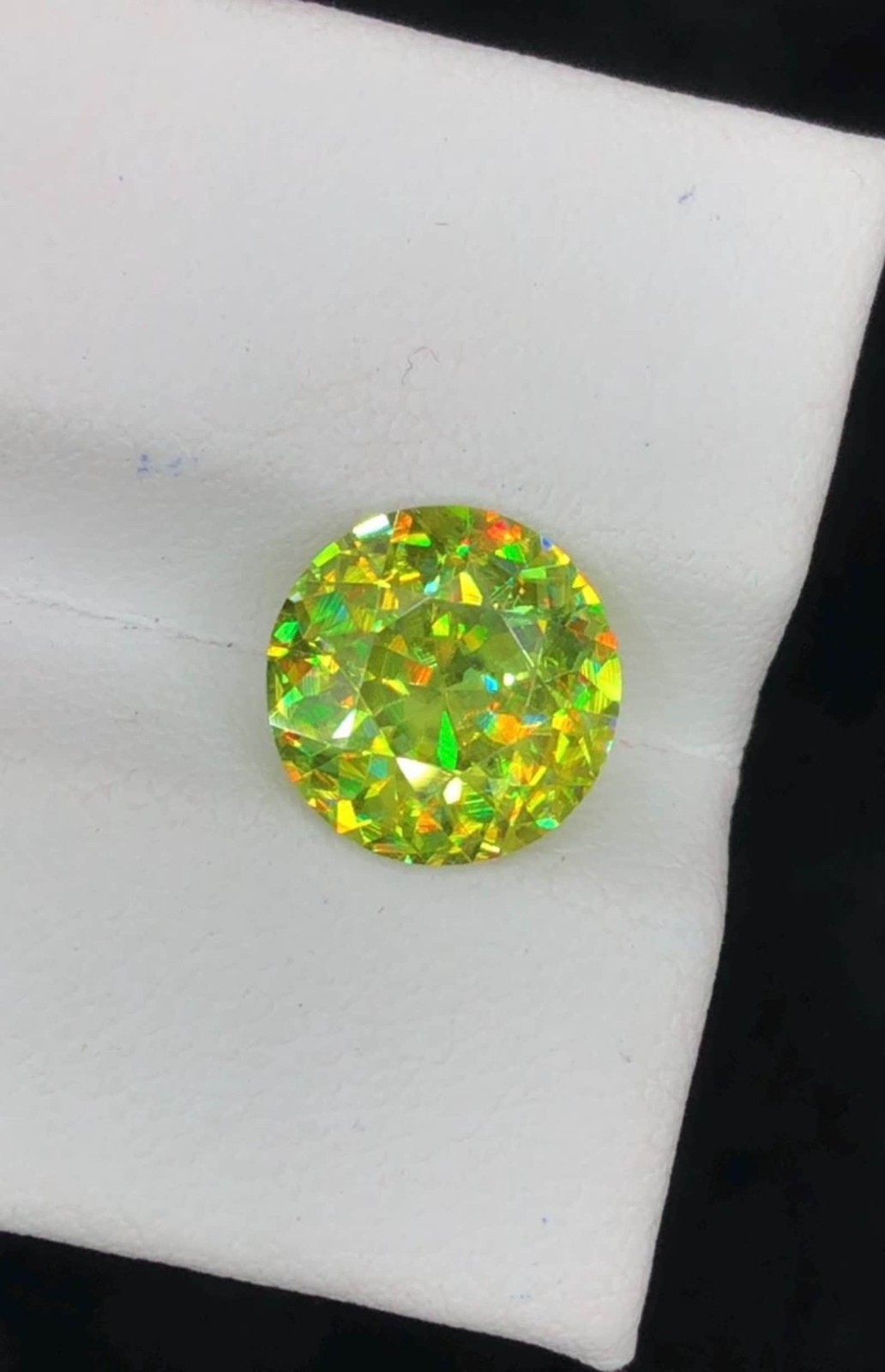 Natural 4.30 Ct Full Fire Sphene Titanite Round Cut Sparkling Pakistan Skardu