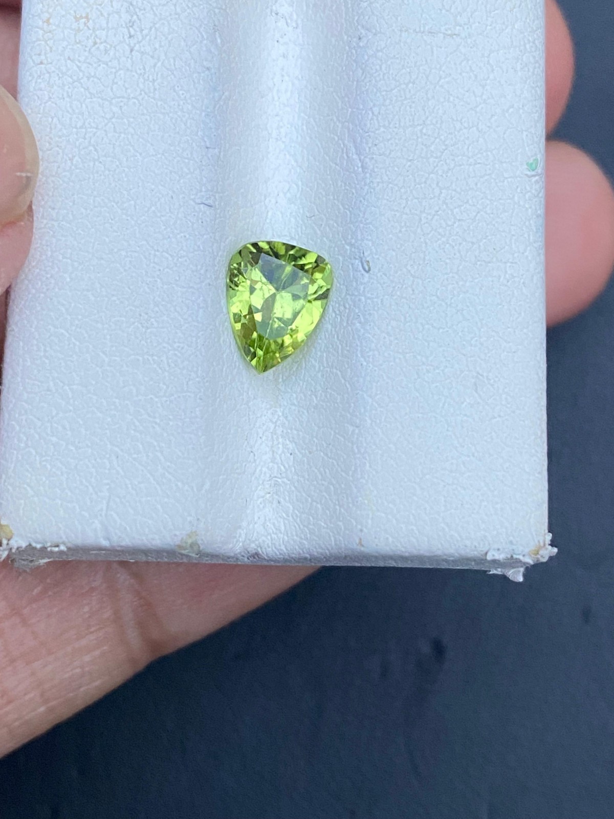 0.95Ct Natural cut peridot pear shape loose Gemstone From Pakistan