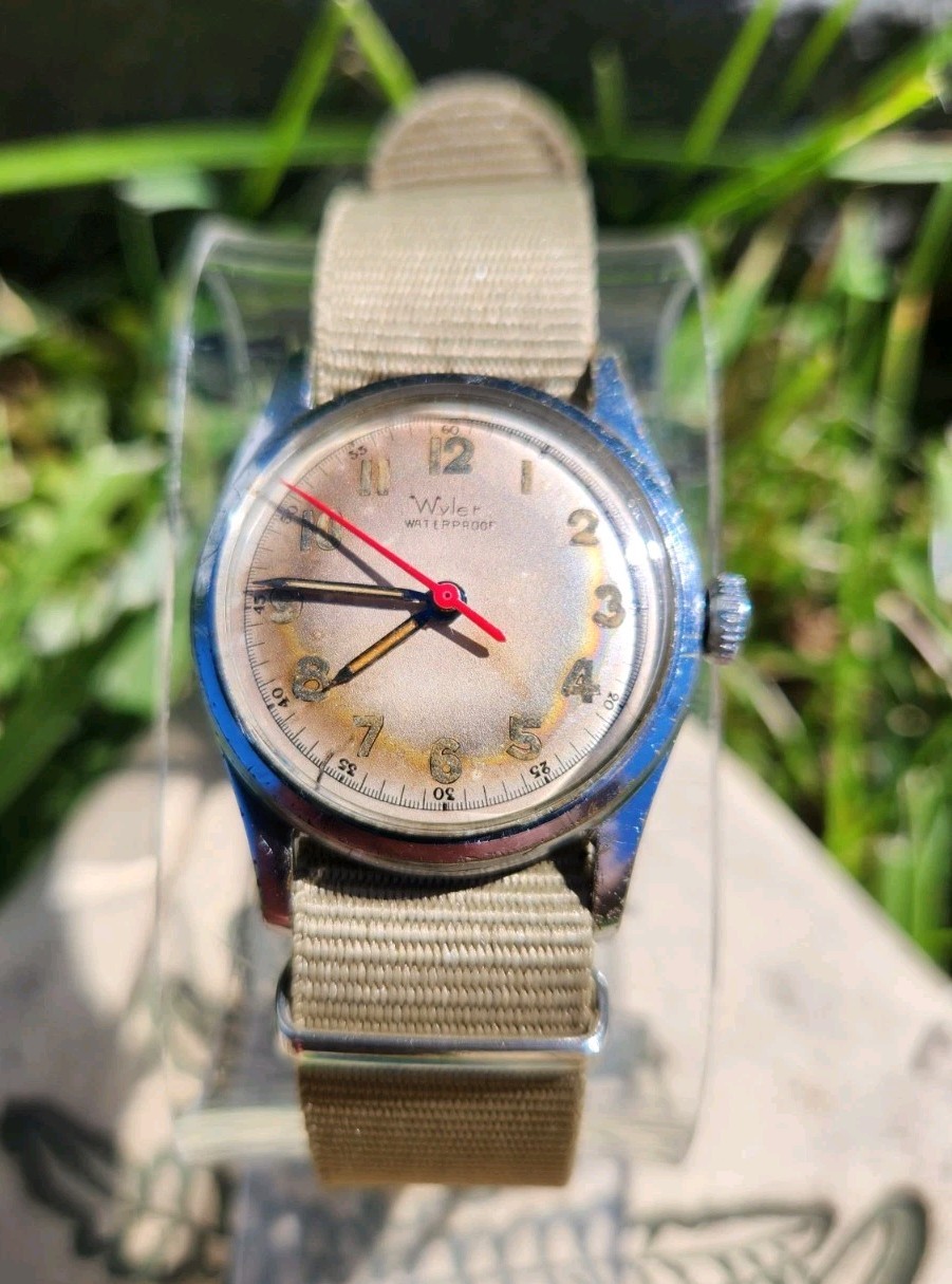 Vtg 1950’s Wyler Military Patina Dial Men’s 32mm Watch ETA 1080 Mechanical 17J!!