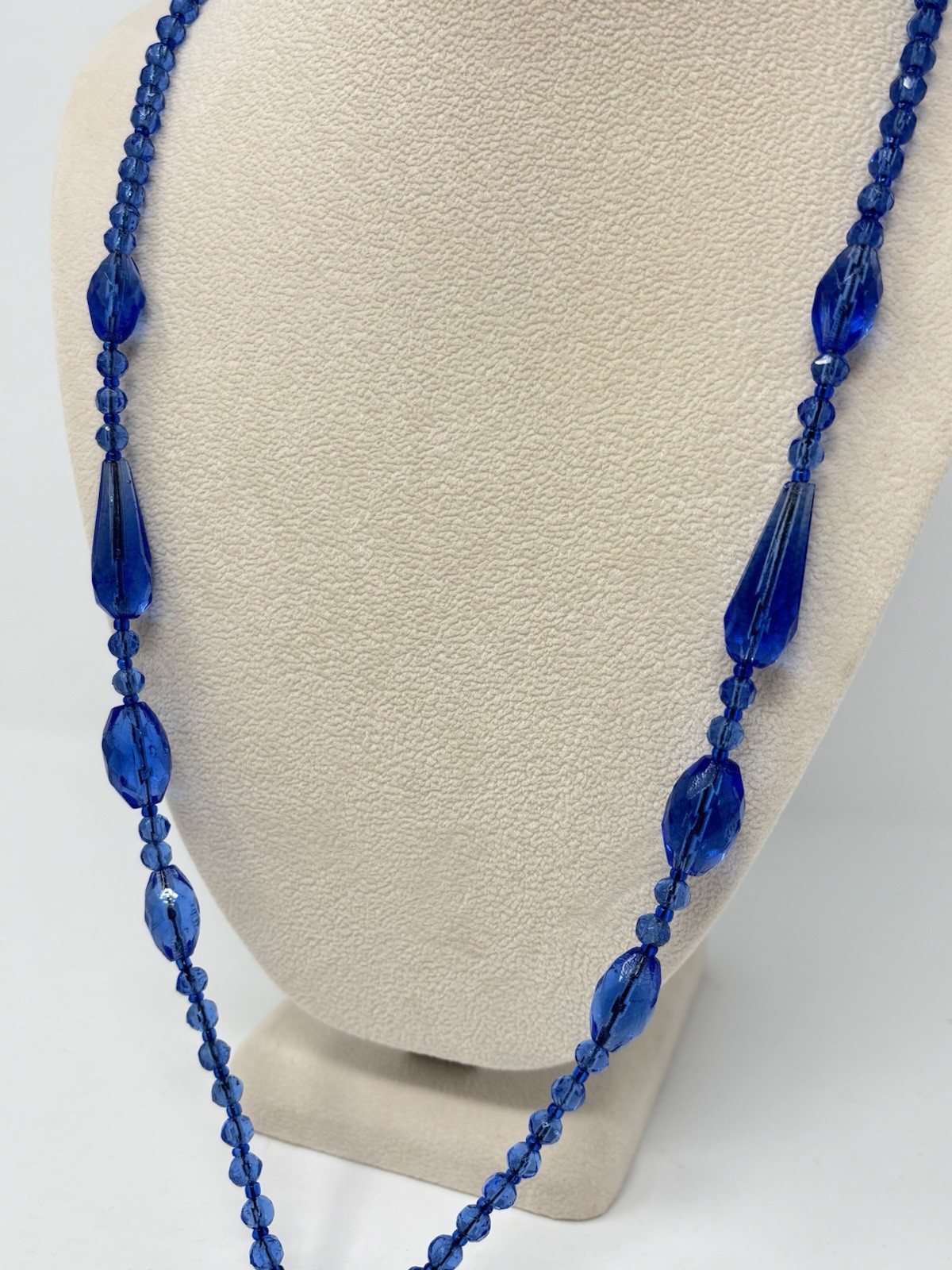 Antique Art Deco Blue Glass Bead Necklace Sautoir Flapper Teardrop 30″