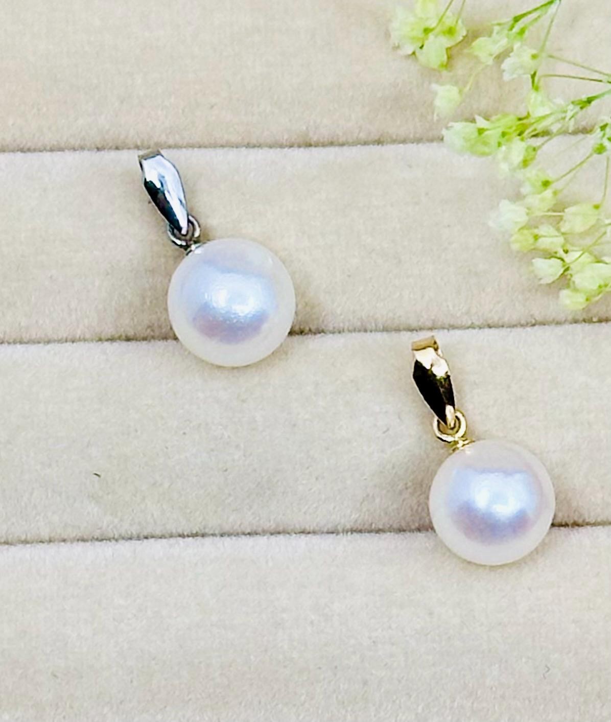 Platinum Natural Japan Akoya pearl Pendant (seawater) 7.0mm /with box/Japan