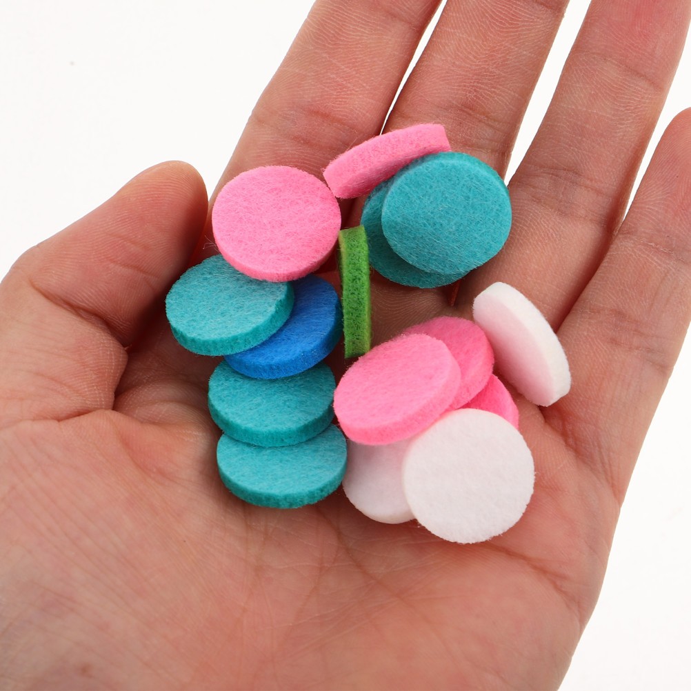100Pcs Reusable Cotton Fiber Oil Diffuser Pads for Home Aroma Necklace Lockets