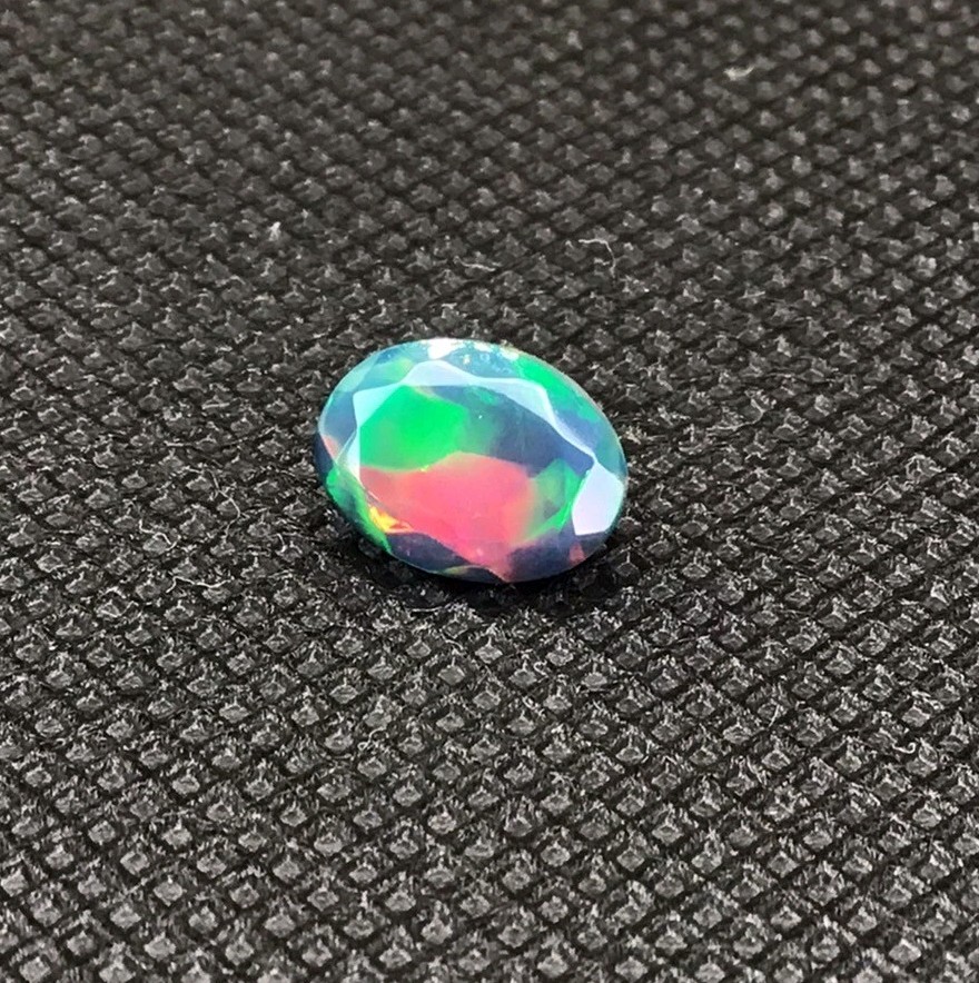 1.75ct Natural Black Opal Oval Cut – Bright Multicolour Fire Clean Stone 9.40mm✨