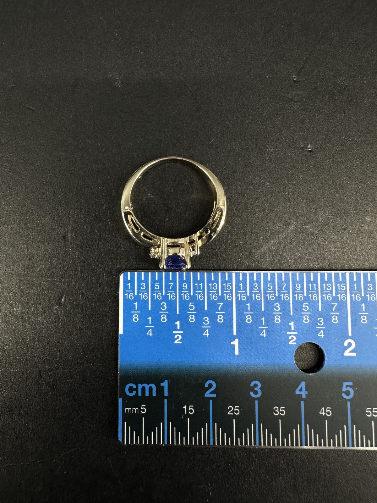14KT Yellow Gold Ring 4.0dwt Tanzanite 1.35ct & 1/10cttw Diamonds Sz 8.5