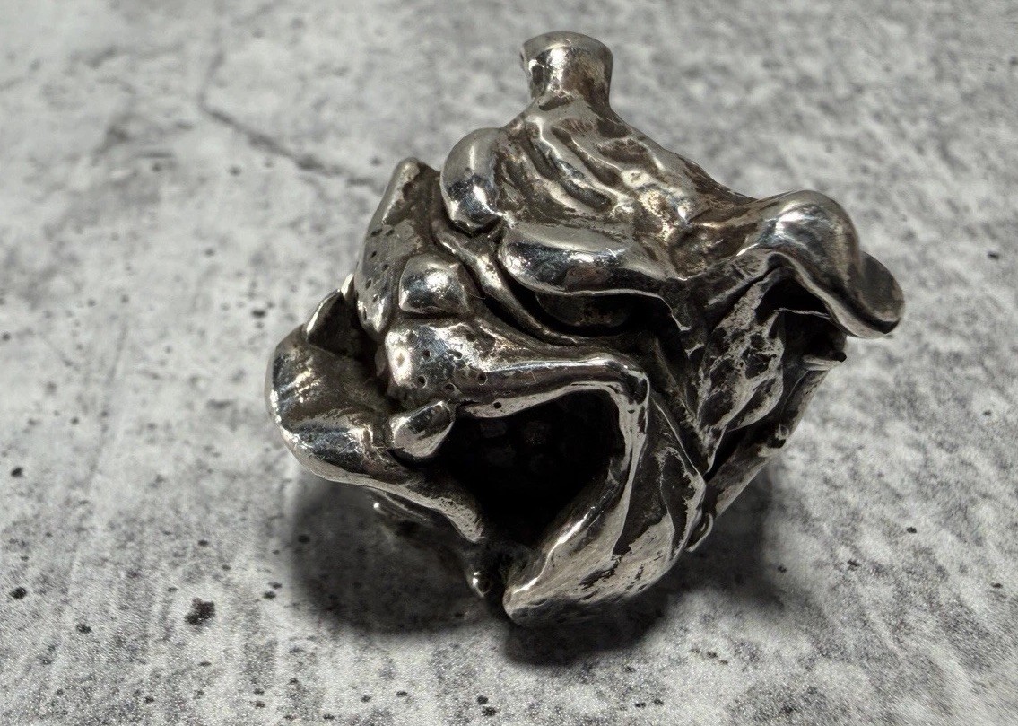 VINTAGE CRAZY PIG DESIGNS Sterling Silver BULLDOG Ring 40g London Hallmarked JAS