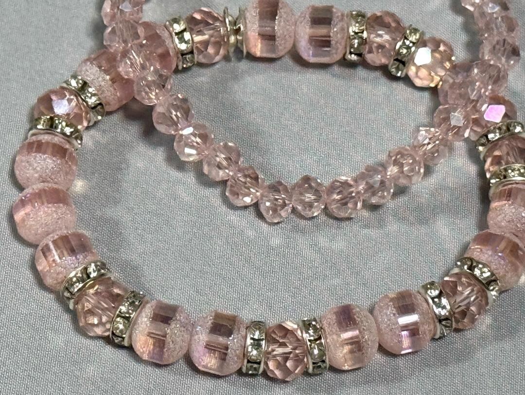 A PAIR of 2 NEW STRETCH BRACELETS IRIDESCENT BEADS FREE USA SHIPPING