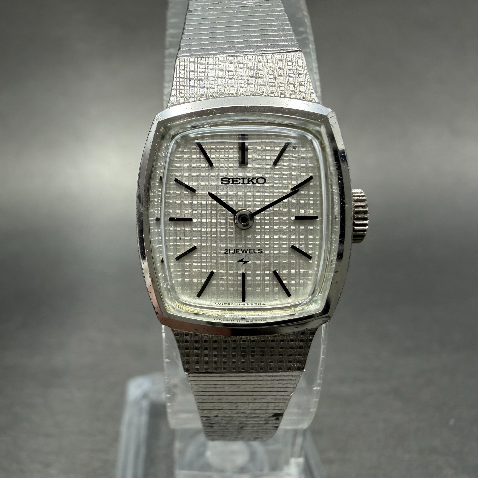 Seiko Watch Women 17mm Silver Dial Silver Tone Rectangle Manual 11-3610 Runs