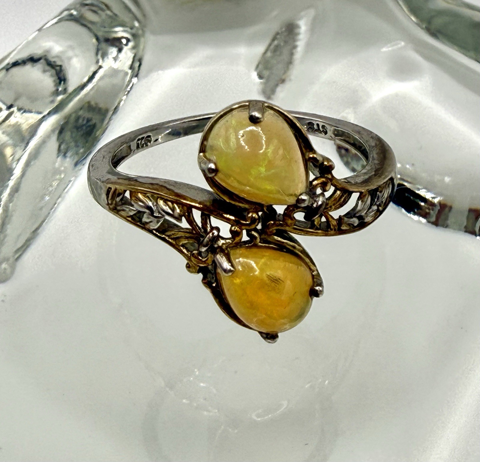 STS 925 Sterling Silver Ethiopian Welo Opal Ring Pear Cabochon Floral Size 10