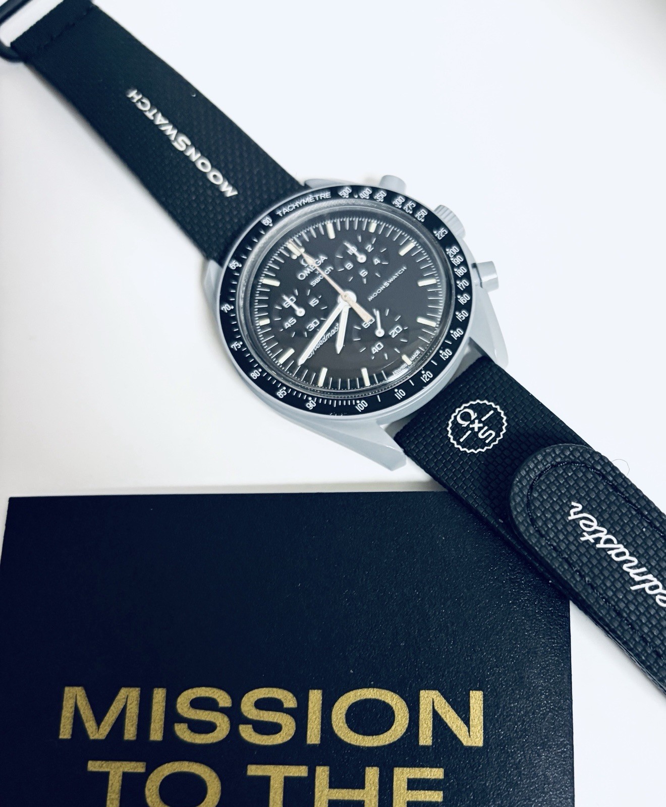 Swatch x Omega Moonswatch Mission to the Moon Gold Flower Moon SO33M102-106 June