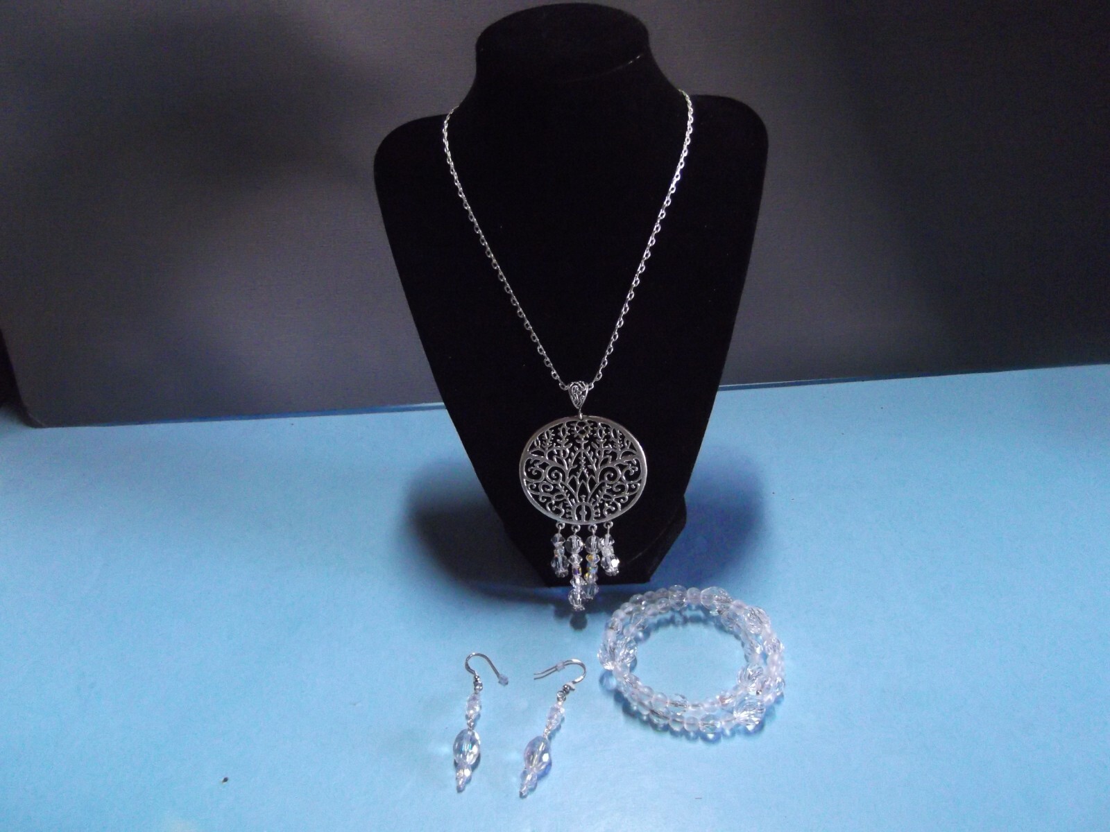 Jewelry Jill MacKay Sterling Plated 9″in Necklace/Glass Beaded Bracelet/Earring