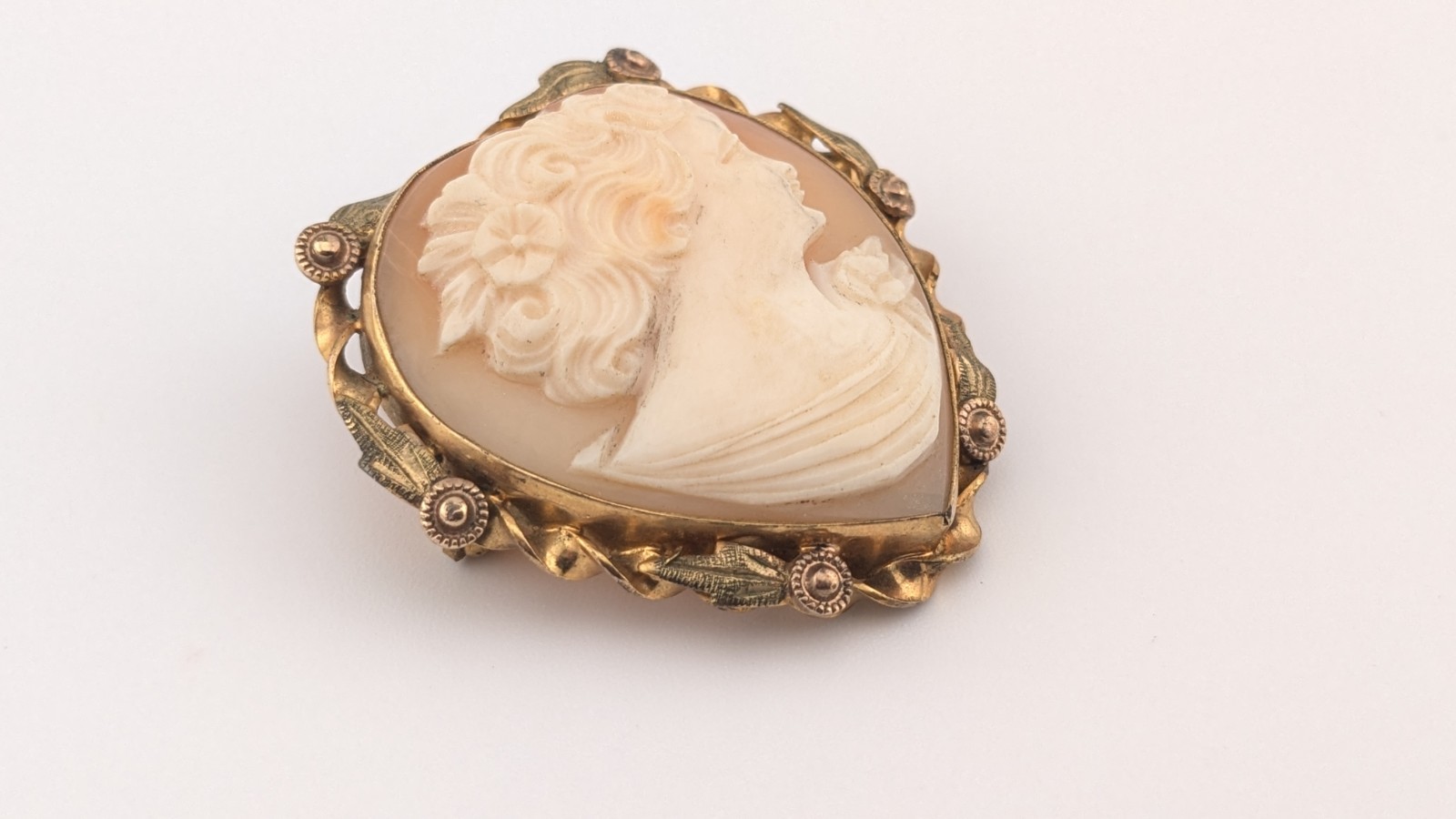 Vintage 1/20 12K Gold Filled Shell Cameo Brooch Pendant Convertible Heart