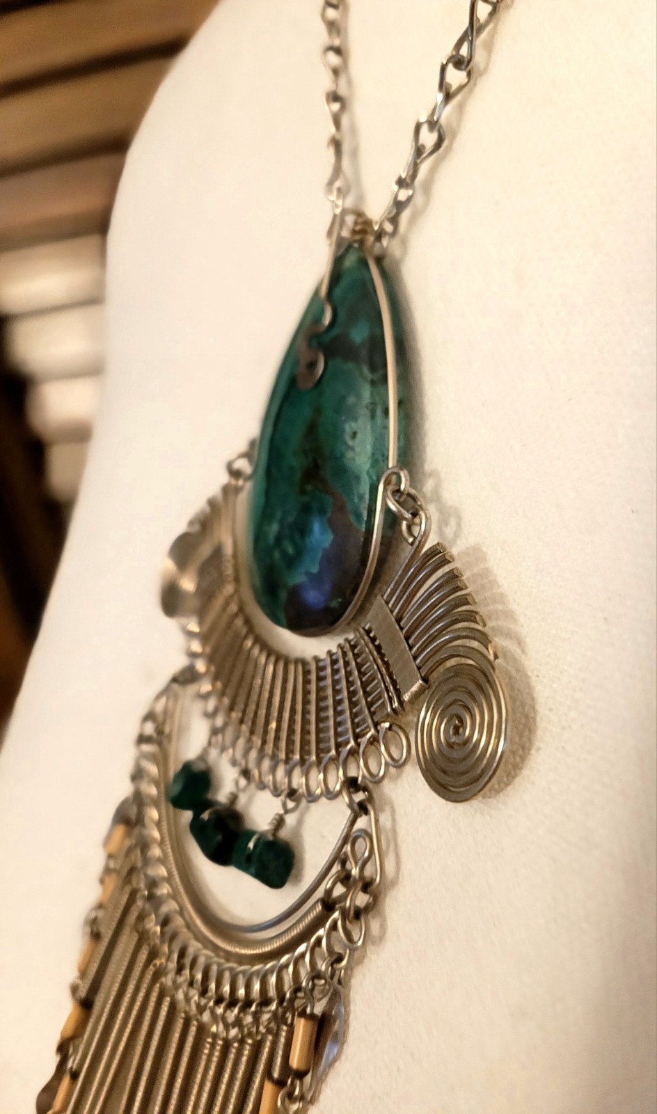 Chrysacolla Peruvian Silver Toned Statement Necklace Green Teardrop Pendant Hook