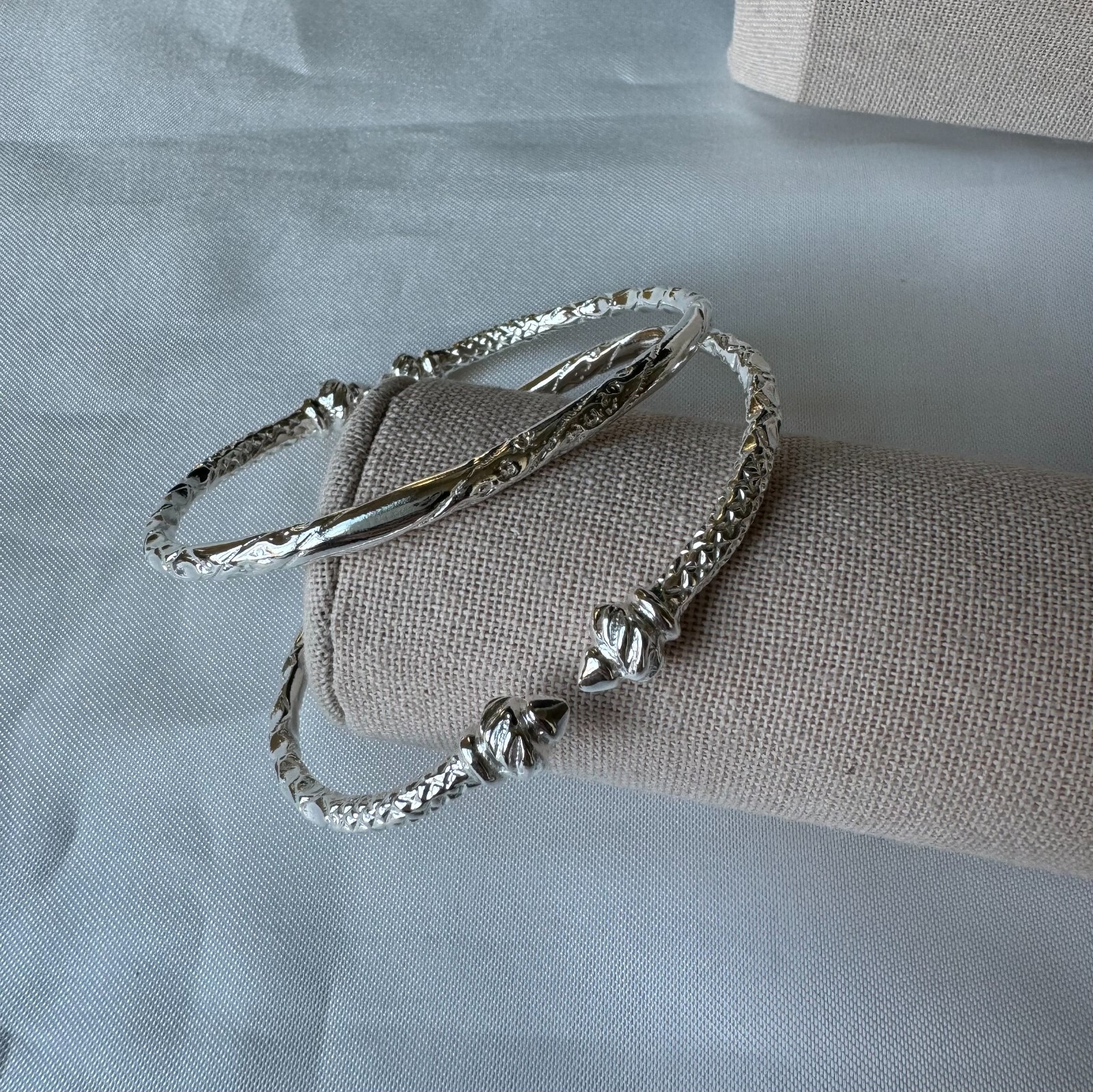 Torch End Taj Mahal Ends .925 Sterling Silver West Indian Bangles, 1 pair
