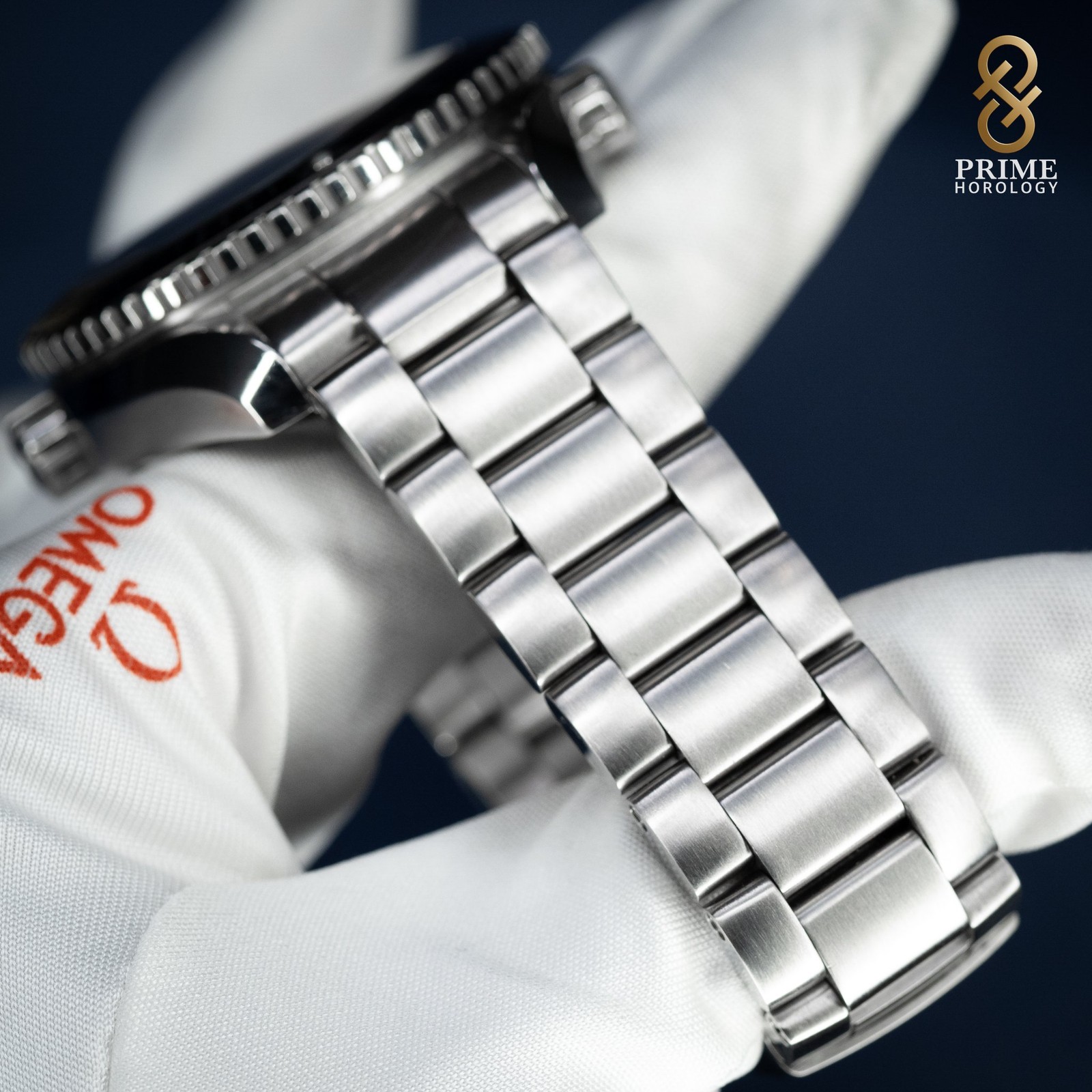 Omega Seamaster Planet Ocean 600M 232.30.42.21.01.001