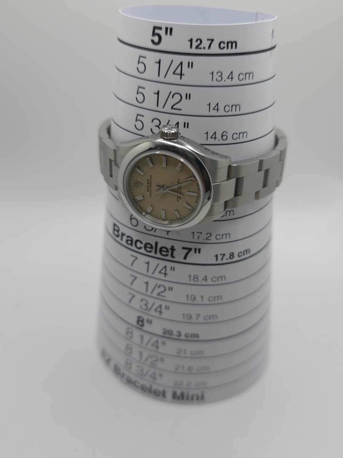 2025 Rolex Oyster Perpetual 28 276200 Beige Dial on Oyster Complete