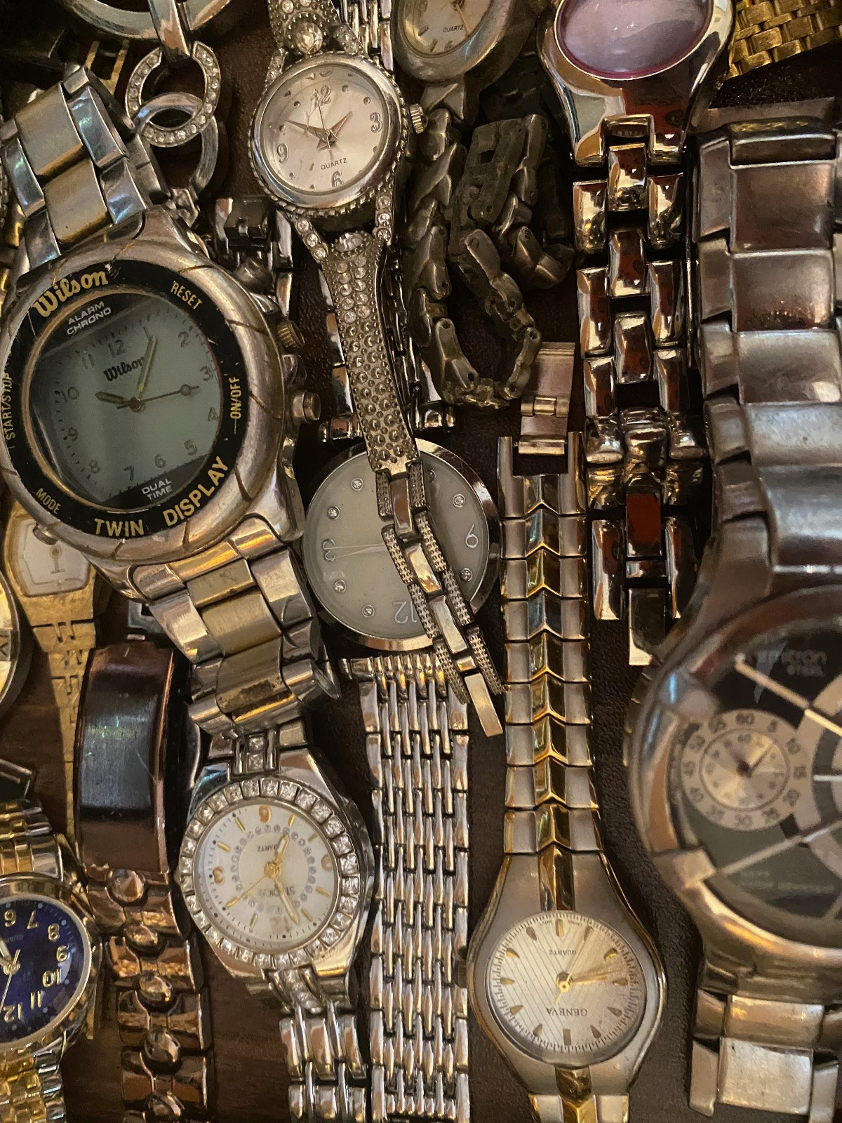 Huge Lot 85+ Vintage to Now Used Watches some Run Gold Silver Tone BRANDS+++
