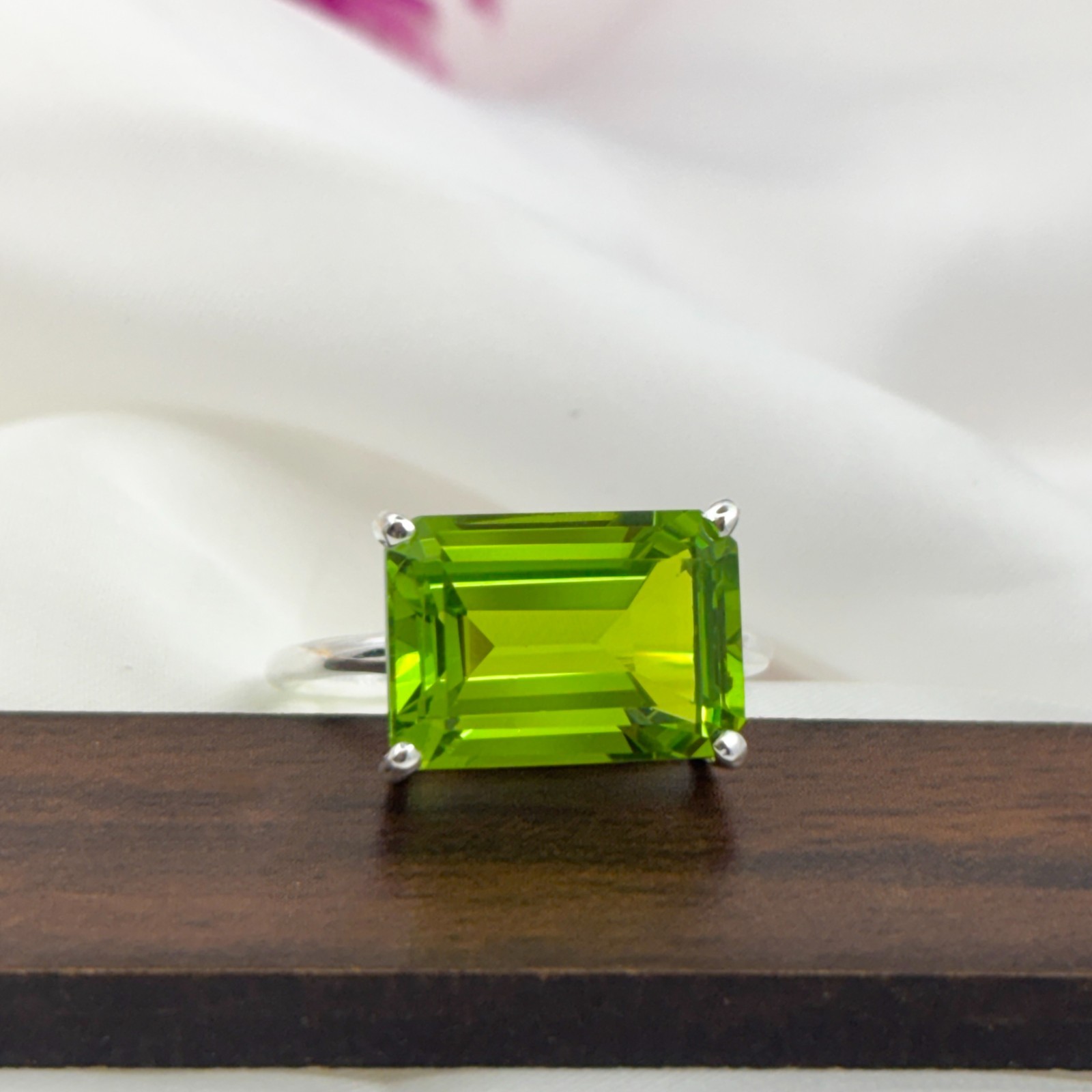 Everyday Women Peridot Emerald Cut 10x14m Ring August Silver Handmade Jewelry