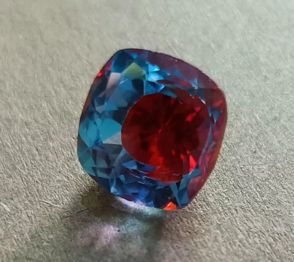PITAMBARI Sapphire Bi-Color 9.10 Ct NATURAL Certified Cushion Cut Loose GEMSTONE