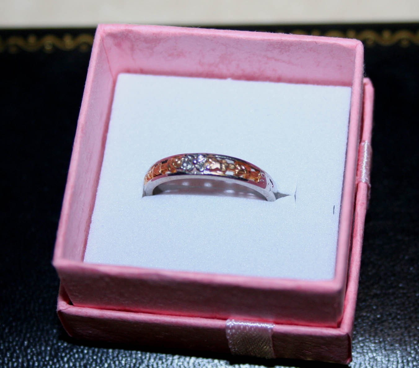 Beautiful 12K Gold-Silver Plated Open Weave Flower Design Women’s Band, Sz. 6