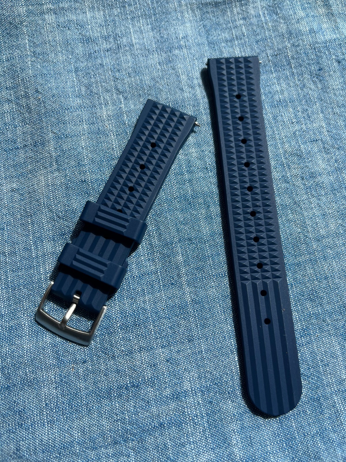 WISCASSET WATCH – Premium FKM Waffle Straps