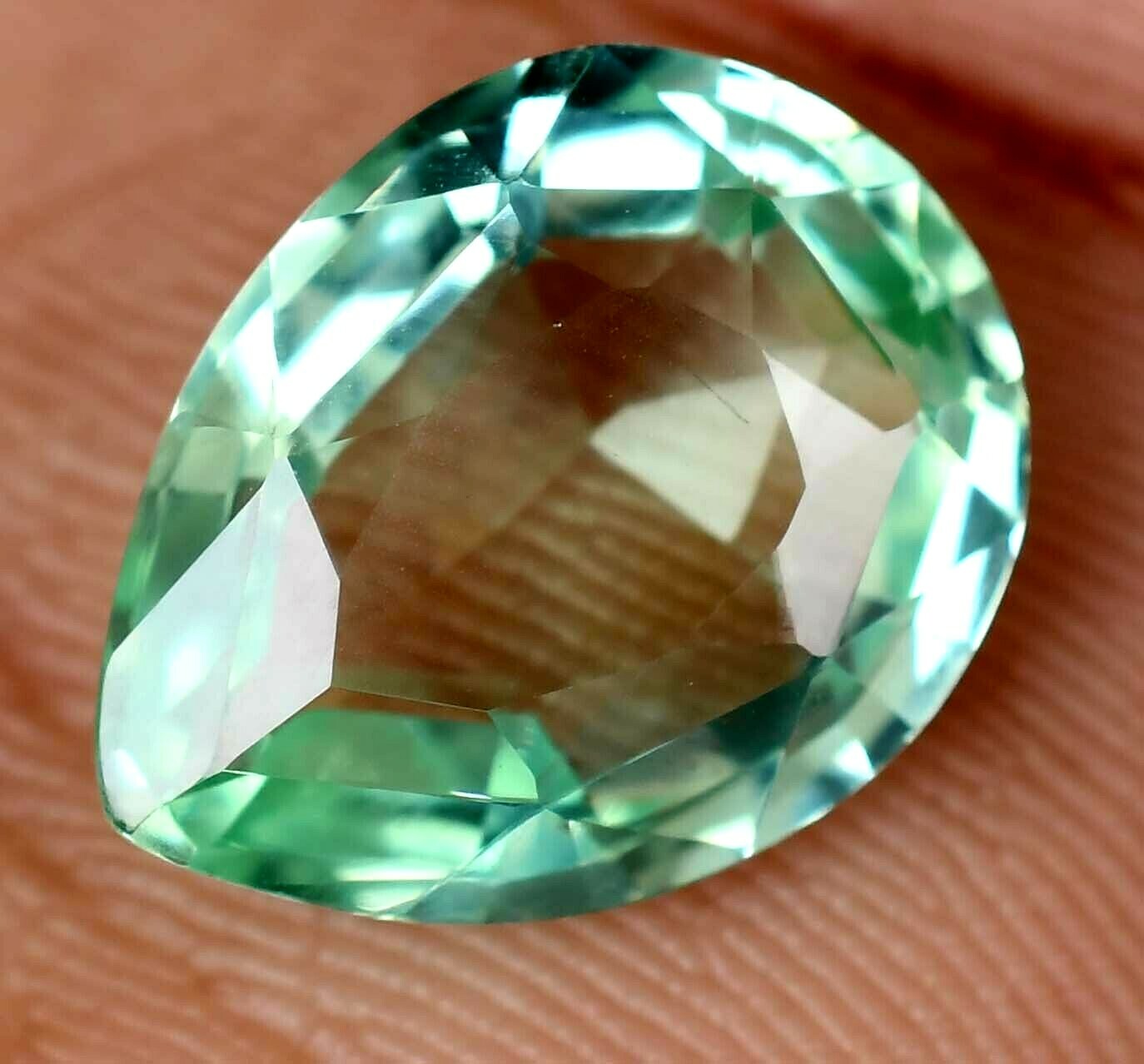 Natural Montana Green Sapphire 11.25 CT Certified Stunning Treated Gemstone