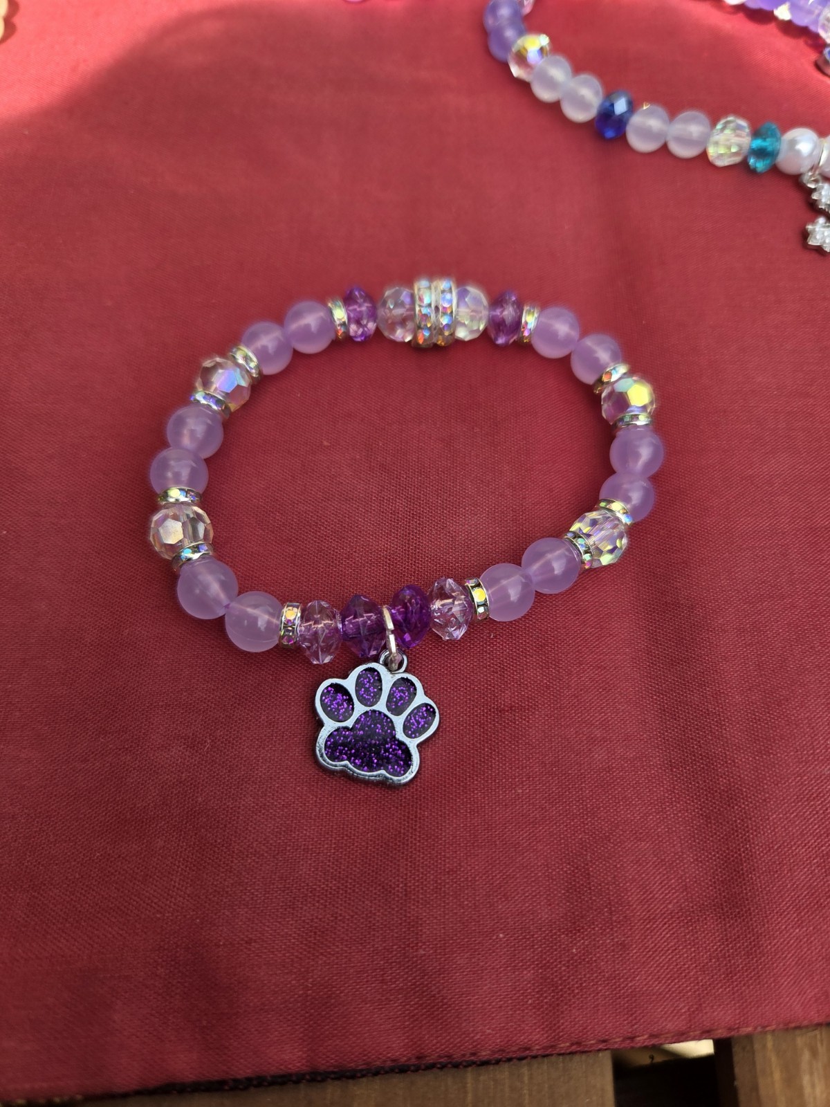 Purple Beaded Stretch Bracelet Paw Print Dangle Charm Animals Theme