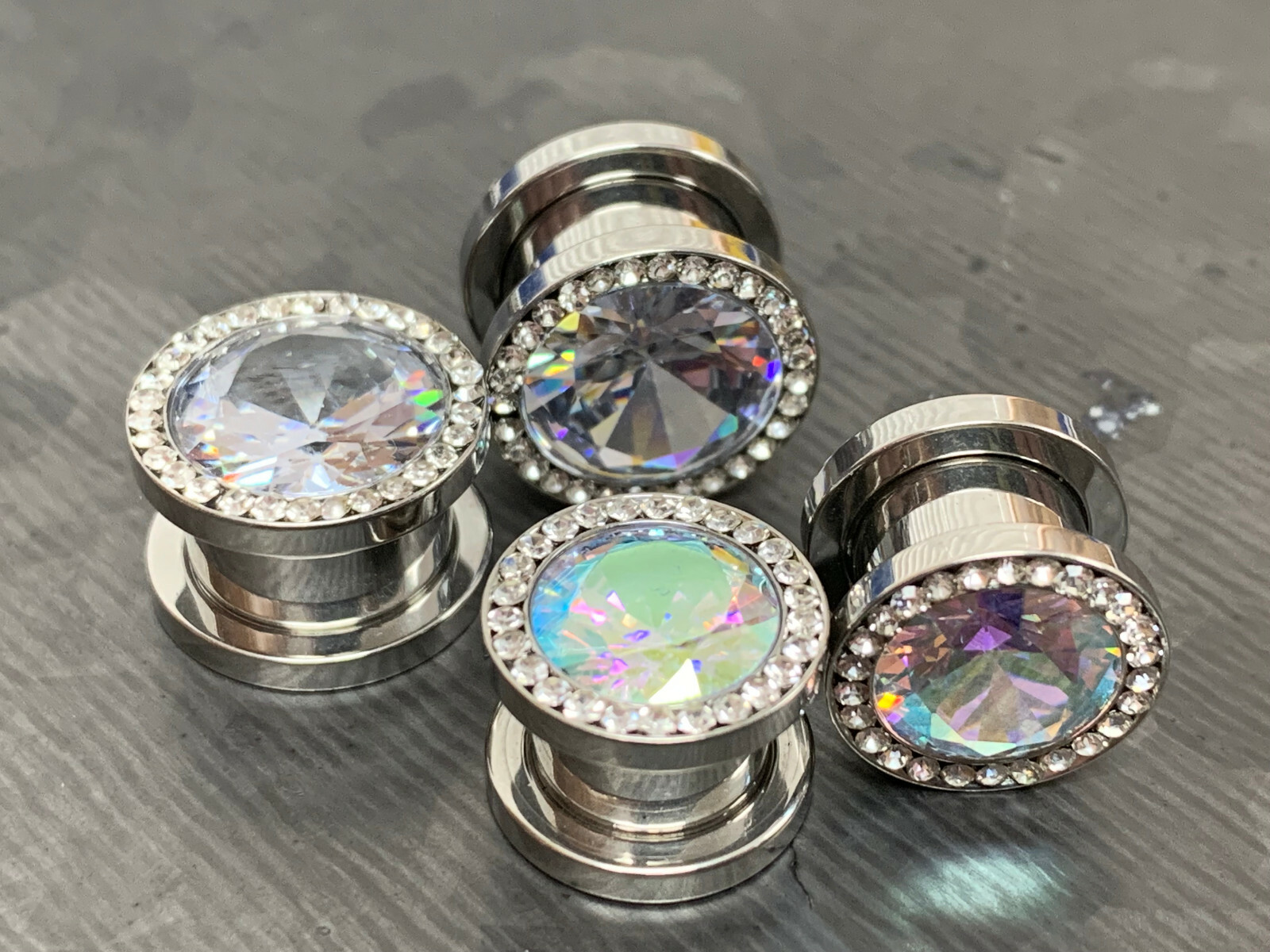 PAIR Large CZ Gem Rimmed 316L Surgical Steel Screw Fit Plugs Tunnels Gauges