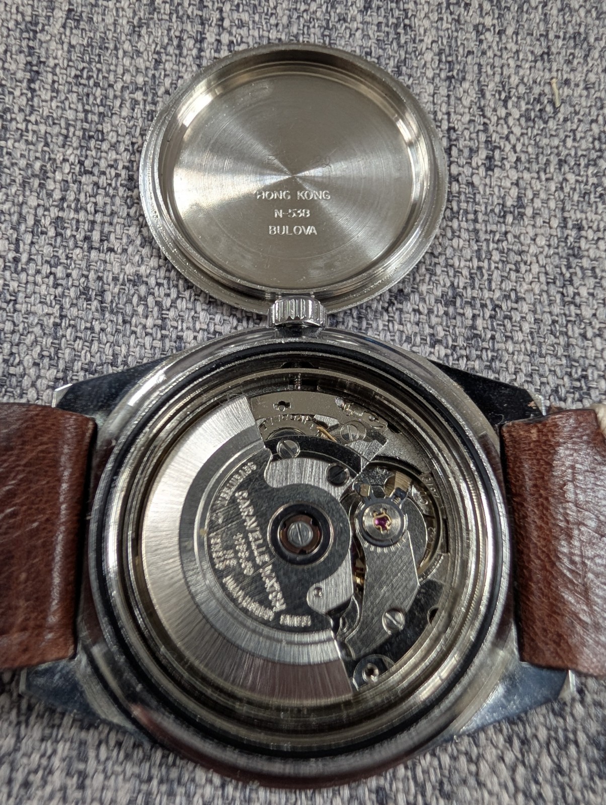 Caravelle Bulova N8 1978 Set-O-Matic 666 Automatic Diver Watch, Runs Excellently