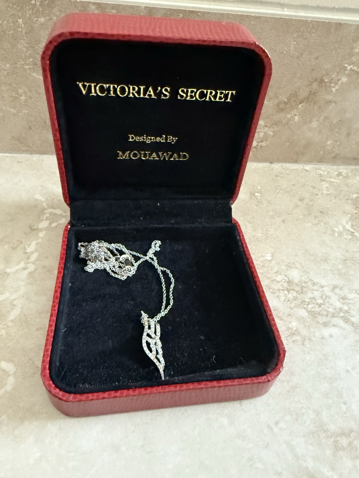Victoria’s Secret collection Mouawad Rare angel wing necklace diamond 2004