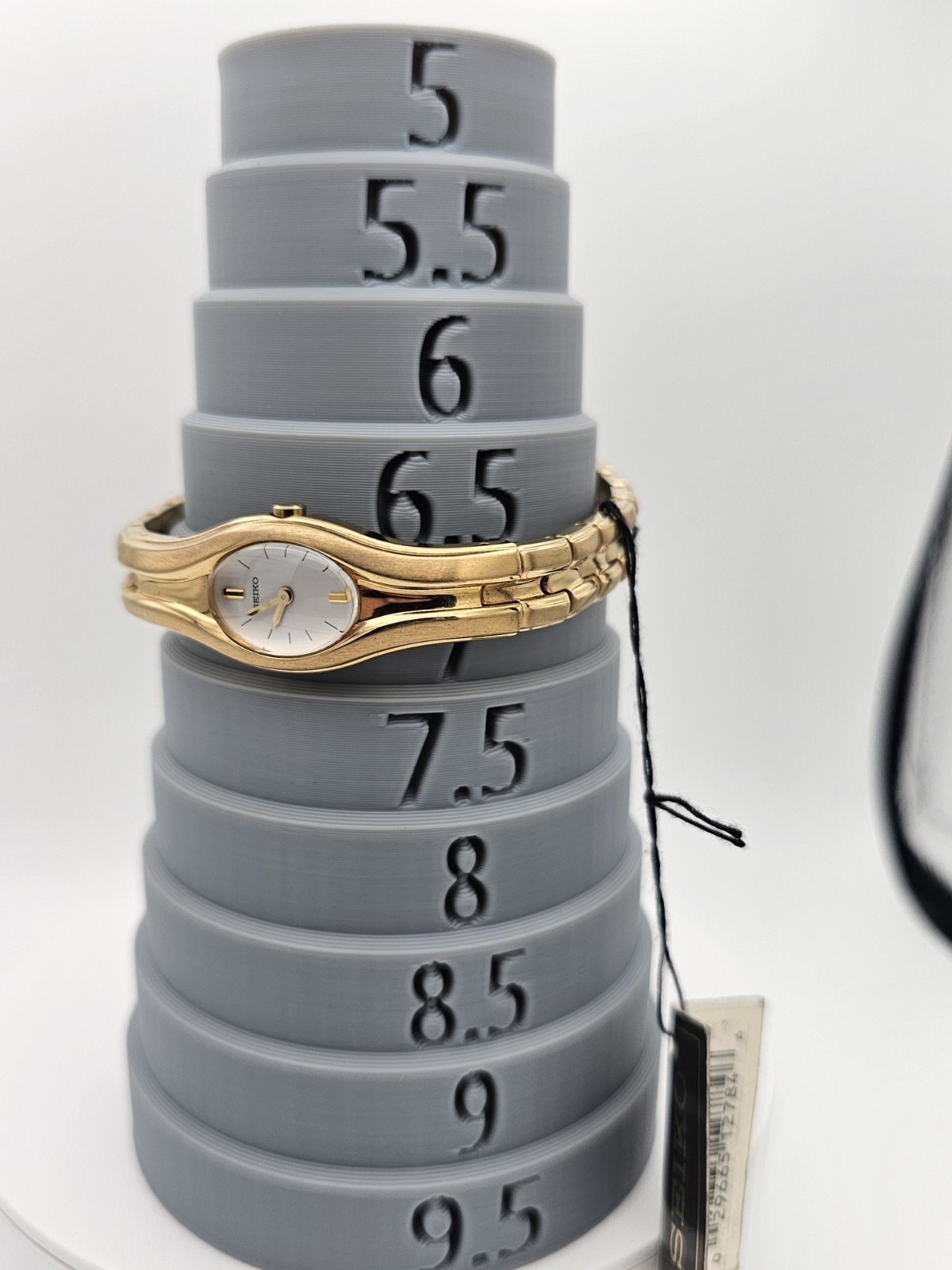 Seiko SUJG26 Women’s Quartz Analog Oval Gold Tone Bracelet White Dial 16m