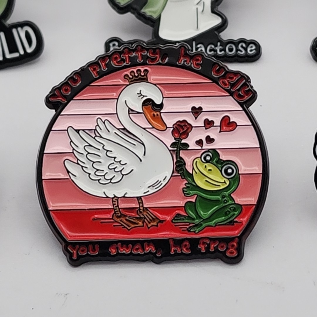 x6 Enamel Pin Frogs Cute Gunny Evil Lapel Jewelry Cute Froggy Cute Hat