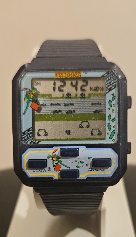 Nelsonic Frogger Video Game Watch 1983 Sega Working w Box and Papers