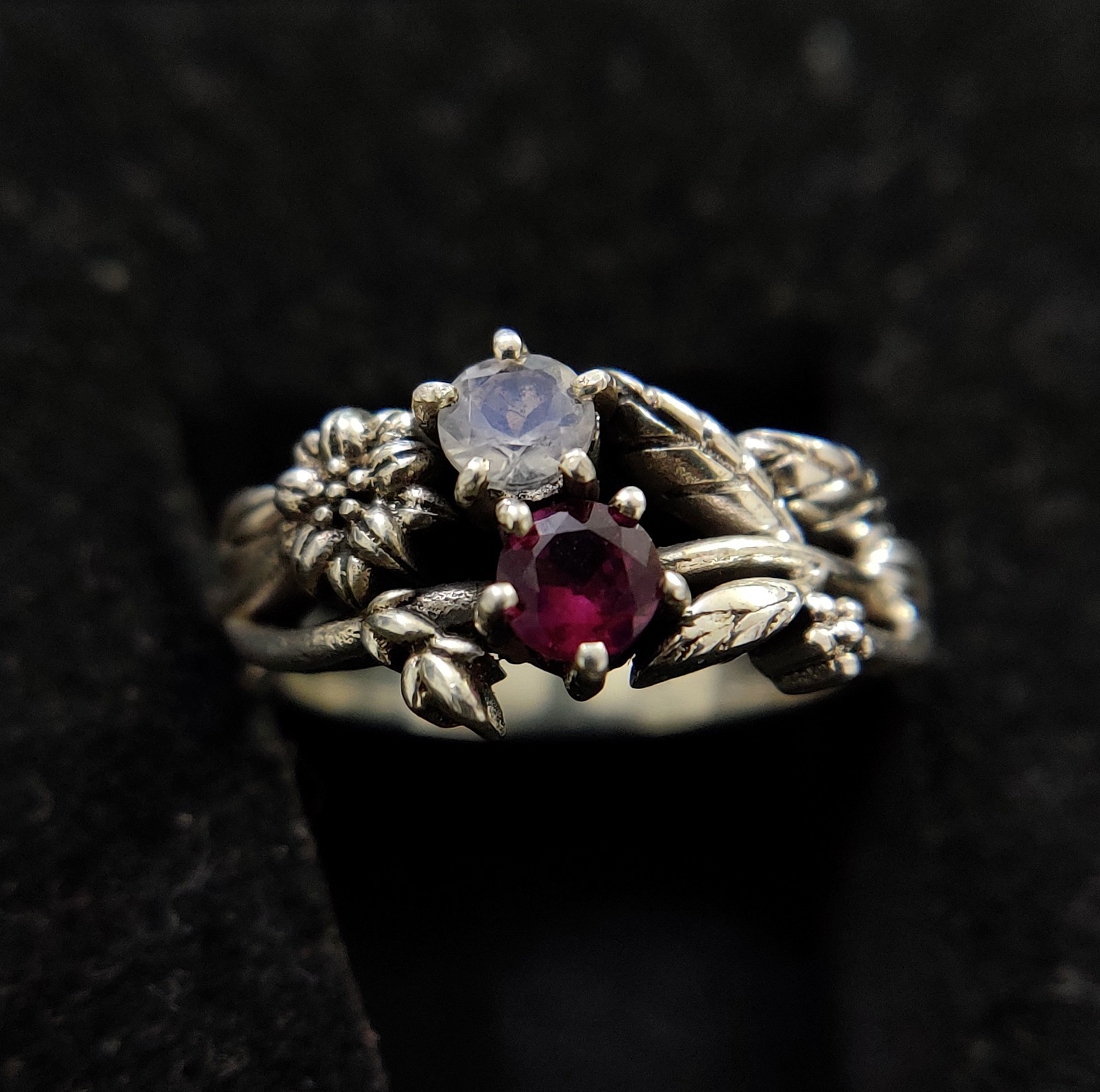 Nature Garnet Rainbow Moonstone 925 Silver Leaf Vine Floral Ring Wedding Band