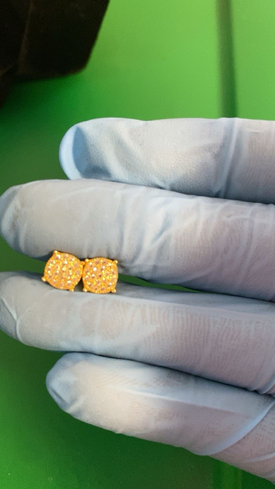 14k Gold VVS1 Diamond Stud Earrings