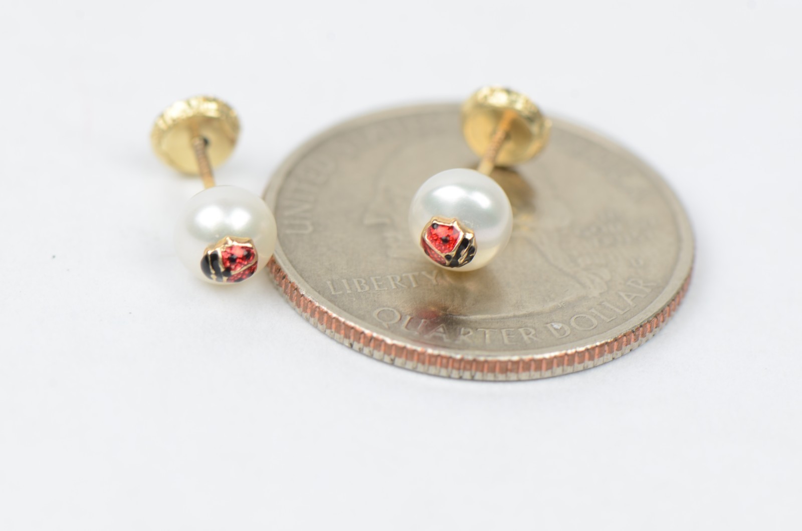 14k Yellow Gold Red and Black Enamel Lady Bug Baby earrings with Screw Back