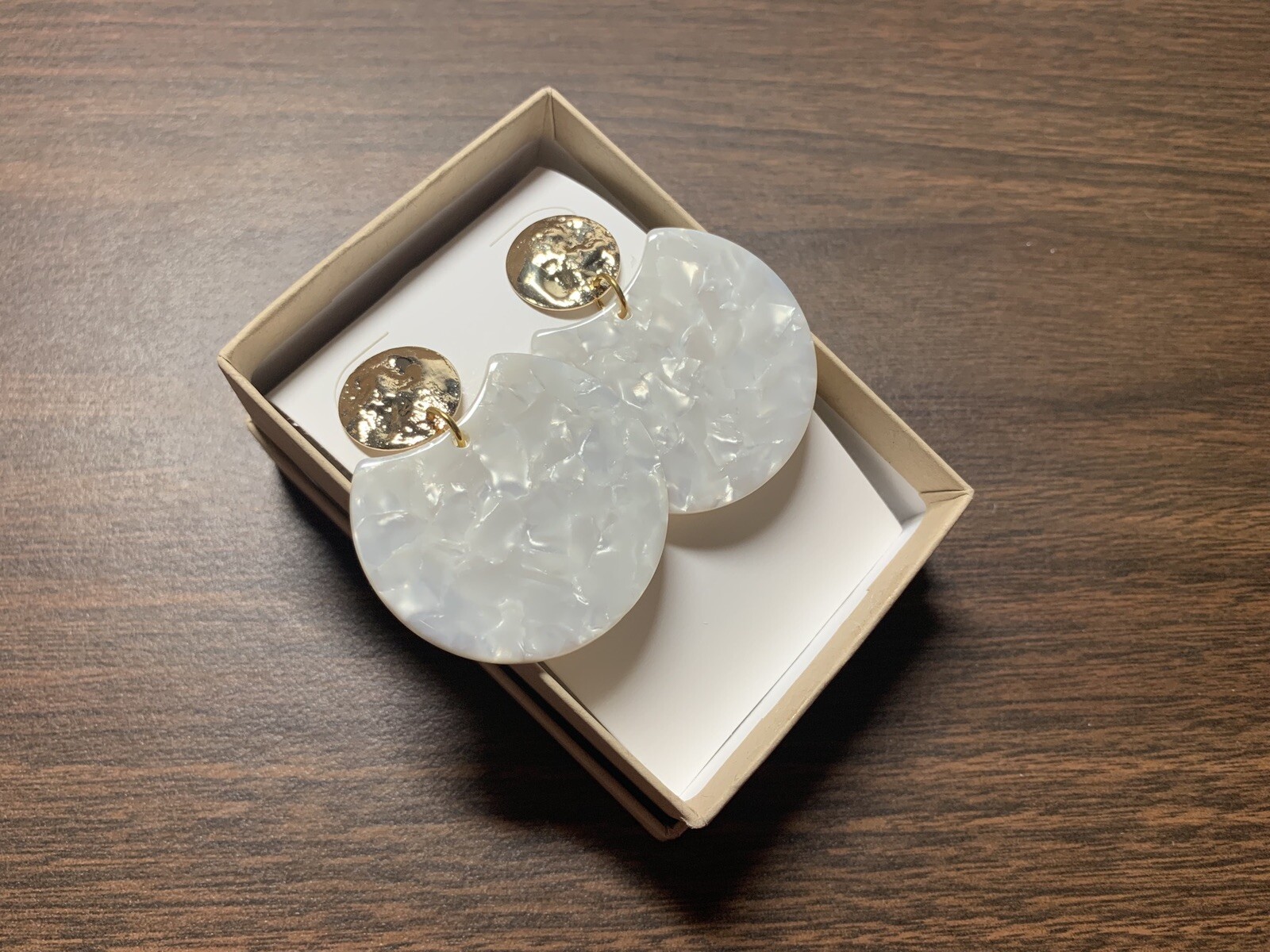 Handmade Multi Choose Shell Resin Earrings With Gold Plated Post