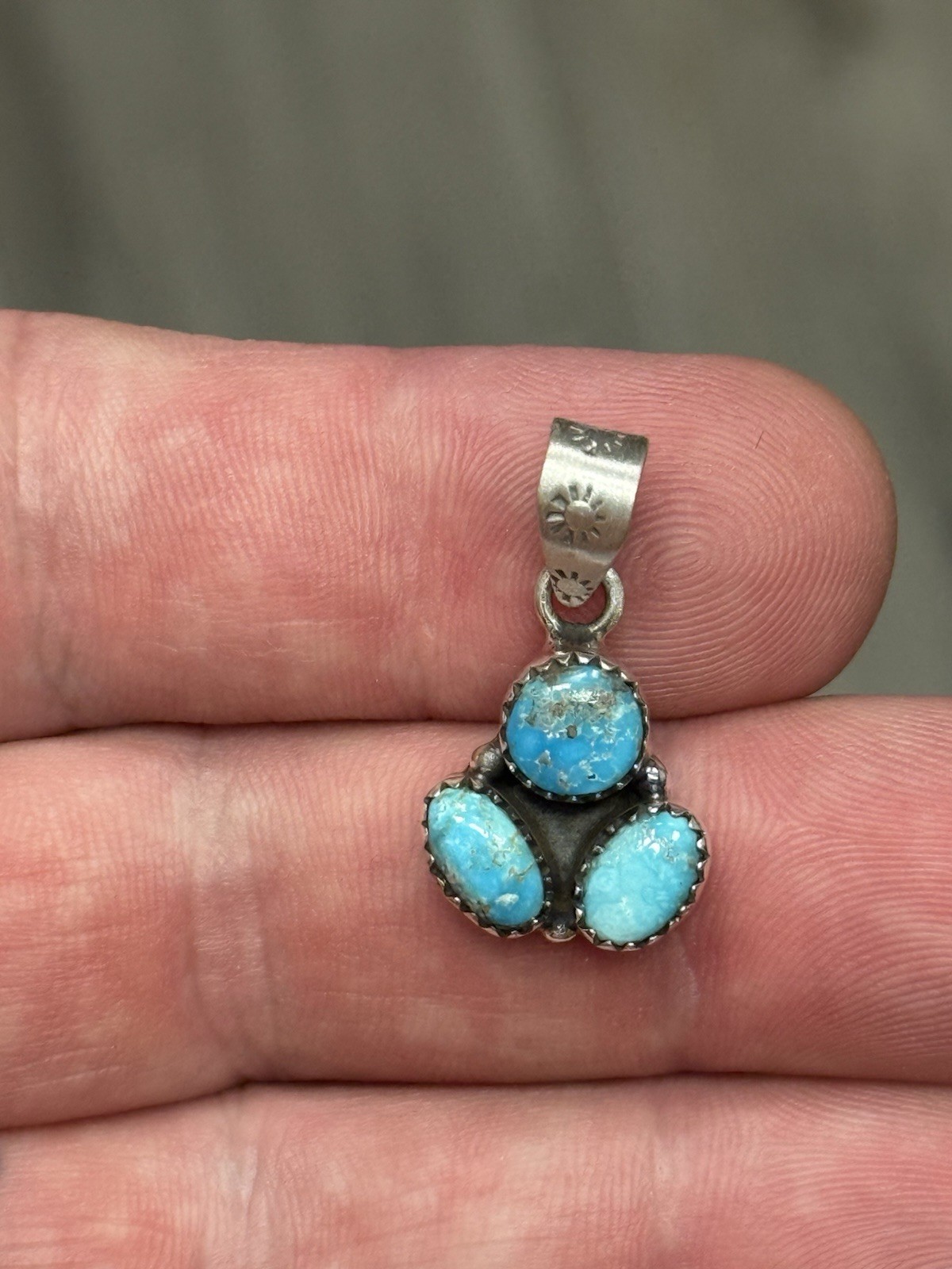 STERLING SILVER WHITE WATER TURQUOISE 3 STONE MIX SHAPE CLUSTER PENDANT .925