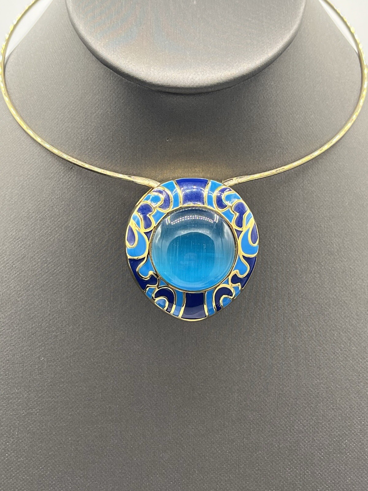 Signed Tecno Steel Cats-eye Glass Cabochon Porcelain Enamel Pendant Gold Tone