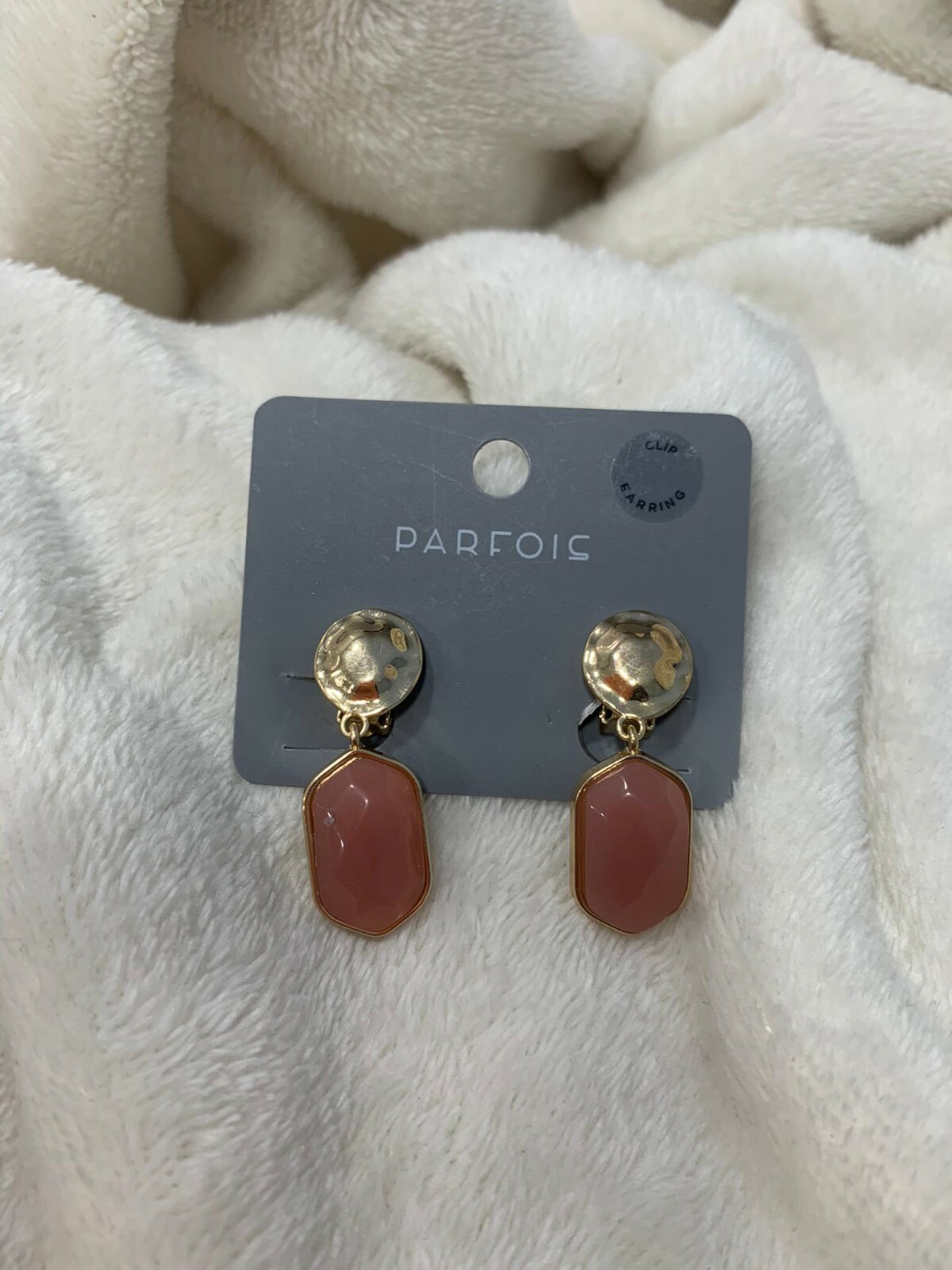 NEW Parfois Clip Petrified Short Stud Earrings
