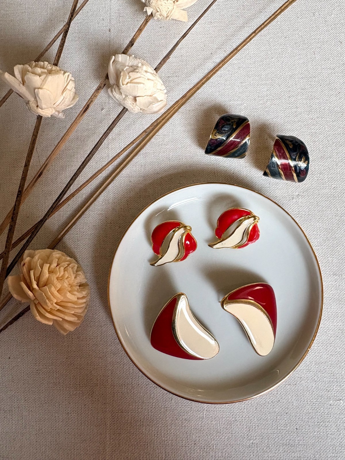 4pc Vintage Red White Blue Enamle Stripe Earring Set with Vintage Jewelry Tray