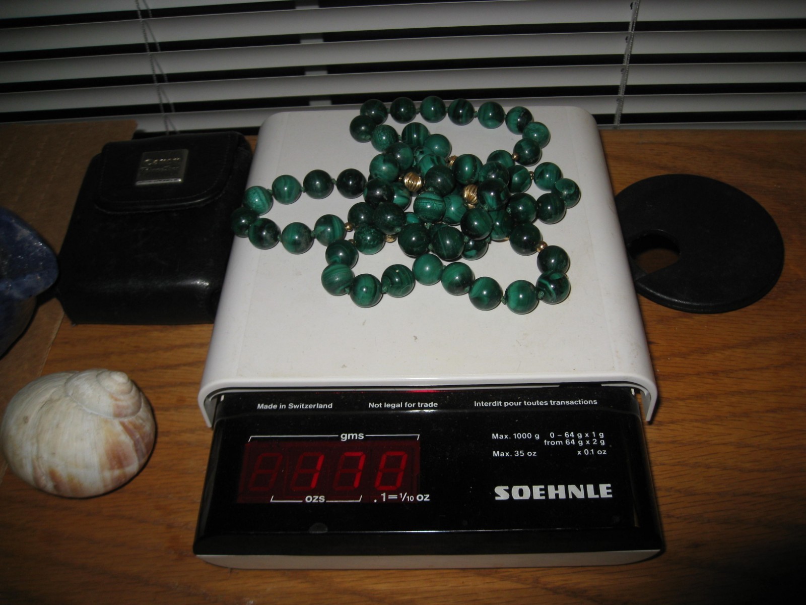 Exquisite Malachite and Gold Beaded Knotted 32″ Necklace 170 grams