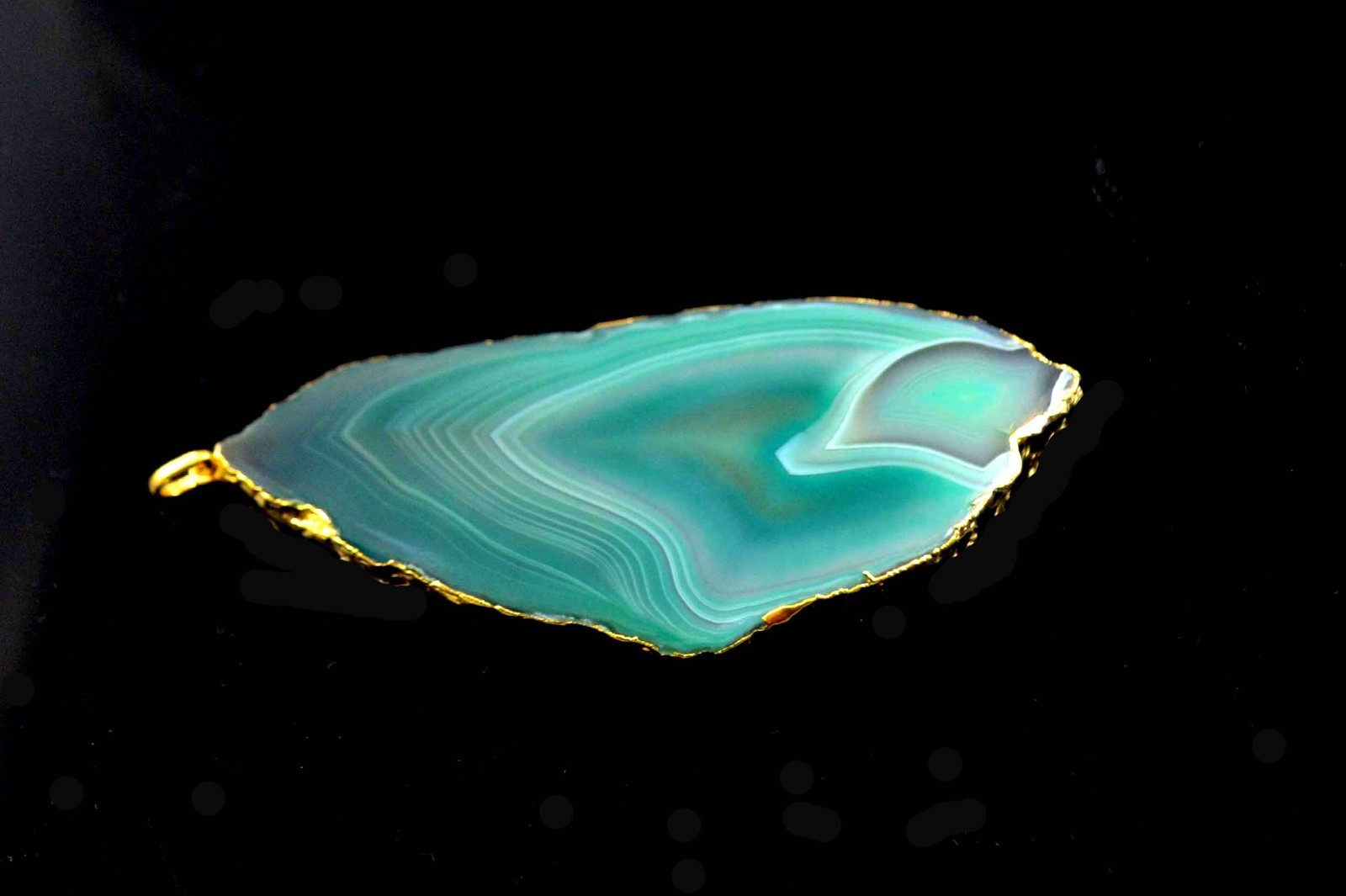 Handmade Dyed Green Botswana Agate Gold Plated Pendant Women’s Jewelry-A749