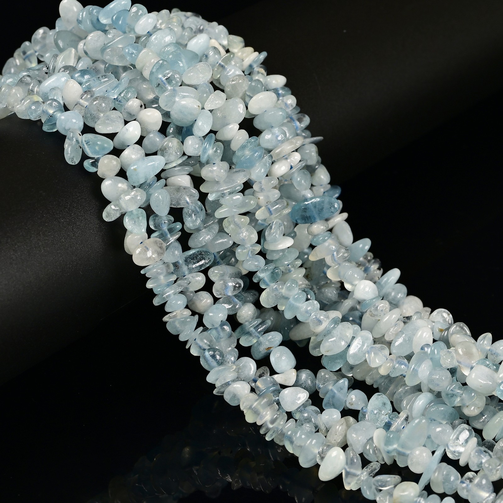Natural Aquamarine Irregular Pebble Nugget Chips Beads Size 7-8mm 34″ Strand