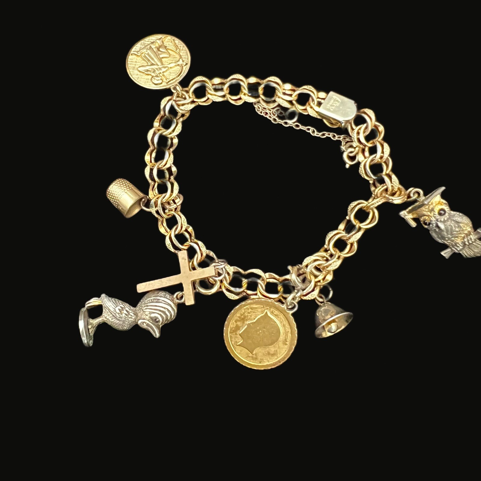 Vintage ELCO 12k gf Gold Charm Bracelet Double link 8 mm 7 Charms